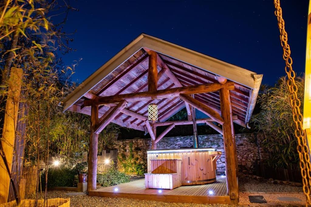 La Cabane Des Colibris Rieupeyroux  Luaran gambar